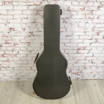 Martin 345 dreadnought on sale hardshell guitar case