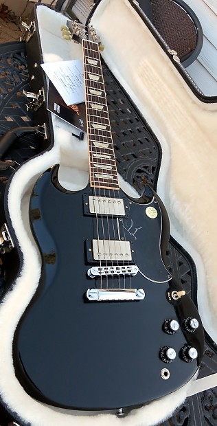 Gibson SG 61 Reissue 2011 Limited Run Antique Ebony Gloss Black finish 61 RI