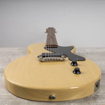 Gibson 1957 Les Paul Junior Reissue , TV Yellow | Demo image 23