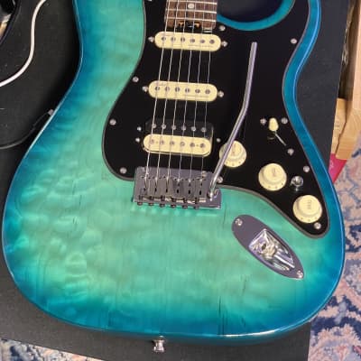 Fender Limited Edition American Elite Stratocaster HSS QMT