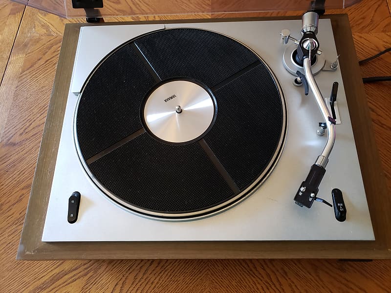 Vintage Yamaha YP-701 Turntable