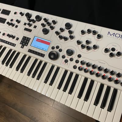 Modal Electronics 002 12-Voice Analogue-Digital Hybrid Synthesizer 2010s - White