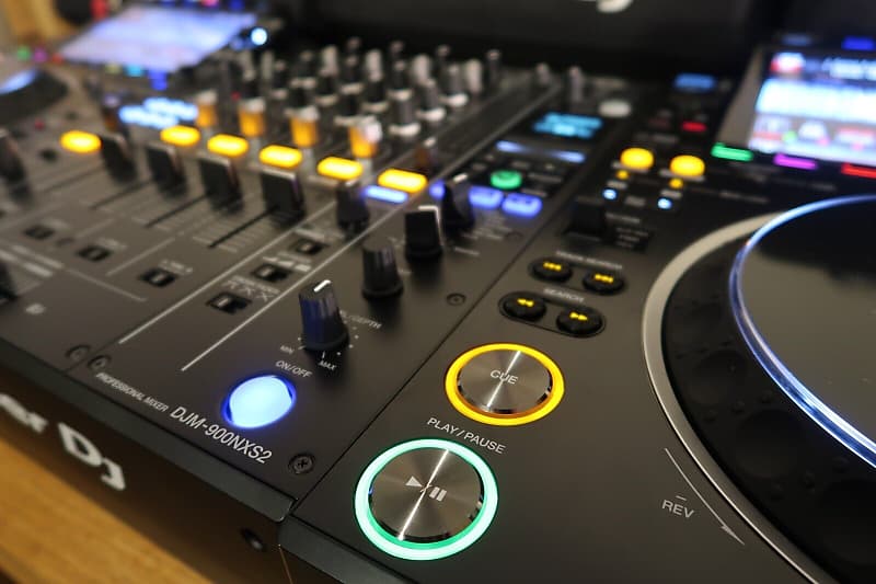 2 Pioneer CDJ 3000 + DJM 900 NXS2 Setup | Reverb