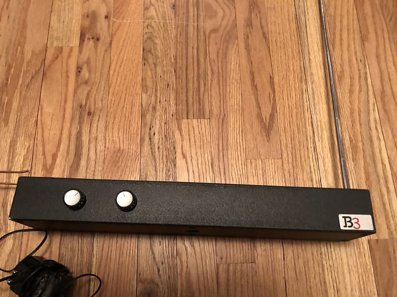 B3 deluxe deals theremin