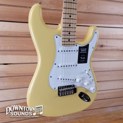 2022 Fender Player Stratocaster with a Fender Deluxe Molded Hard Shell Case - Buttercream, 8lbs 1oz for sale