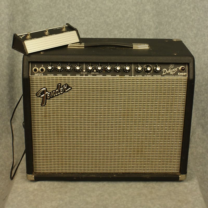 Fender Deluxe 90 DSP 2-Channel 90-Watt 1x12" Solid State Guitar Combo with Onboard Effects 2002 - 2004 image 3