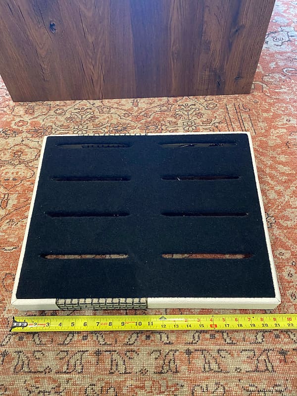 pedalboard custom 2021 white tolex / marshall grill cloth Reverb