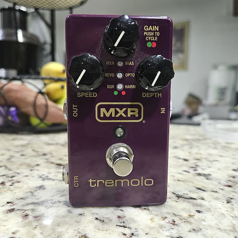 MXR M305 Tremolo