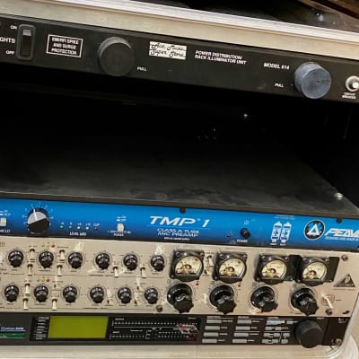 Behringer T1952 Tube Composer | Reverb