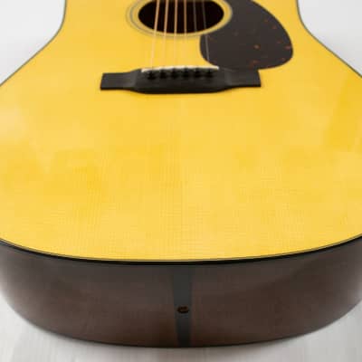 Martin D-18 Acoustic Guitar - Natural image 2