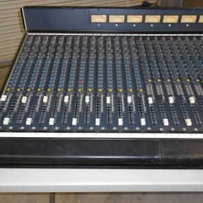 Soundcraft-8000-mixing-console-32-x-8-recording-mixer-works-great-tested image 13