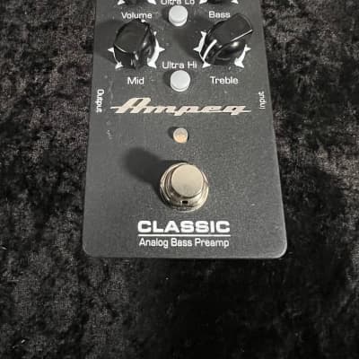 Ampeg Classic Analog Bass Preamp