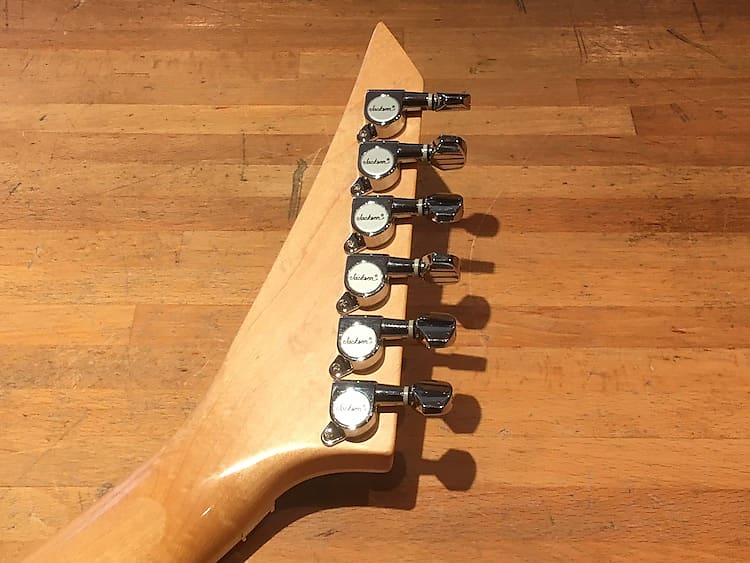 Jackson Japanese DK2 Dinky Reverse Headstock 2H EMG-HZ Floyd