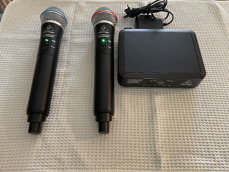 Behringer ULM302MIC 2022 | Reverb
