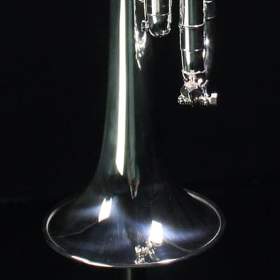 Bach Stradivarius LR180S37 Reverse Lead Professional Bb Trumpet (Silver Plated) image 4