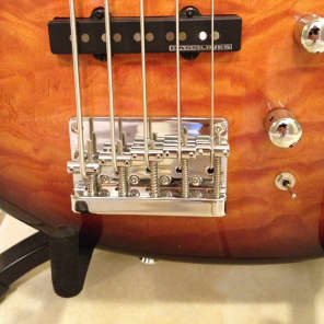 Fender Jazz Bass 24 V, 5-String Tobacco Sunburst image 5