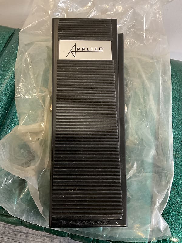 Applied (guild) Wah Pedal 1970’s New Old Stock 