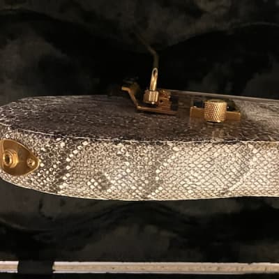 Charvel Jackson Snake Skin Strat Guitar Seymour Duncan Pickup Floyd Rose Tremolo image 5