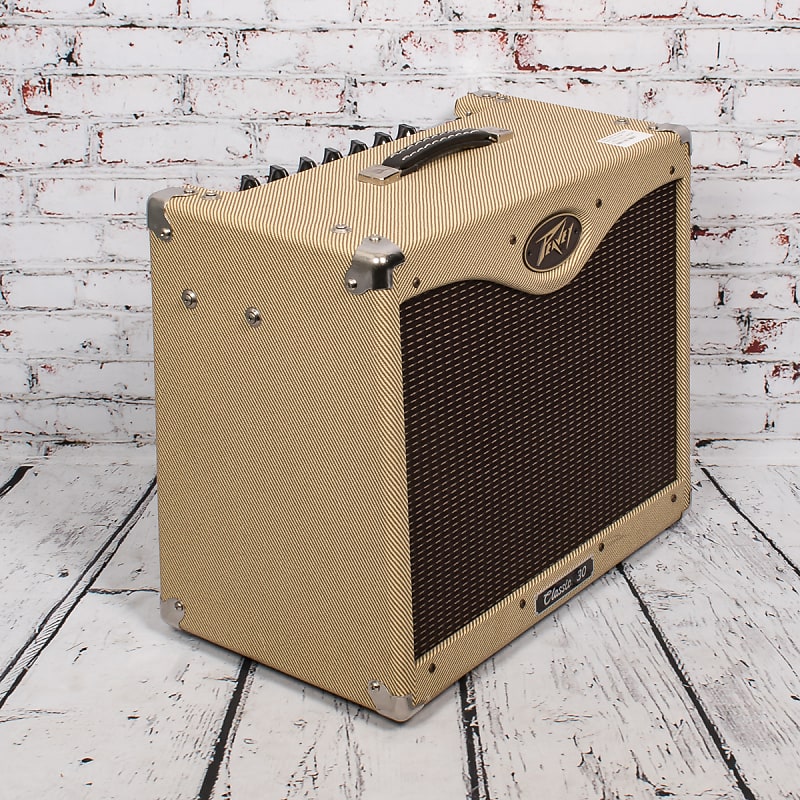 Peavey Classic 30 - 112 Tube Guitar Combo Amplifier w/ Cover Peavey Classic 30 - 112 Tube Guitar Combo Amplifier w/ Cover