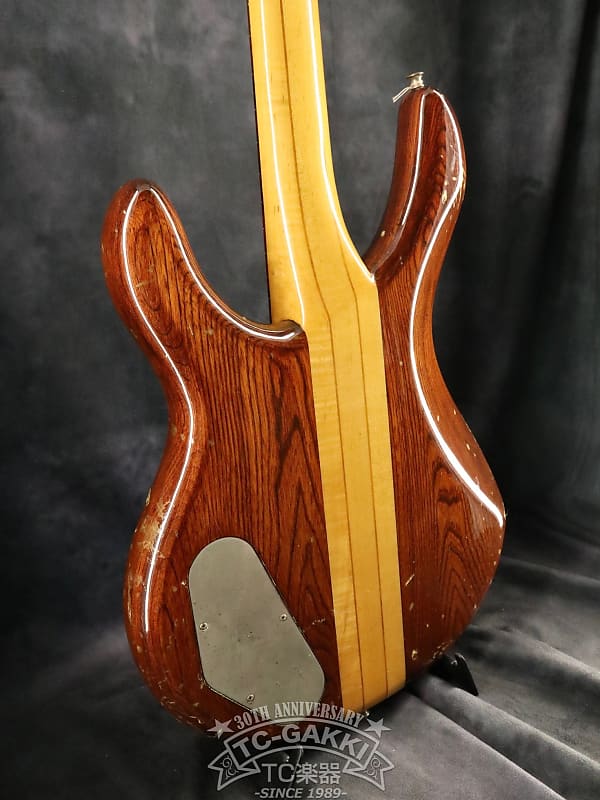 Flat Eric's Bass & Guitar Collection: Greco GOB II 750, one