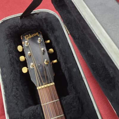 Gibson B-15 Concert Acoustic with SKB Case 1967 - 1969 - Natural image 7