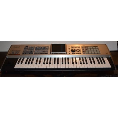 Roland Fantom-X6 61-Key with soft case Workstation Keyboard 2004 - 2008 - Silver