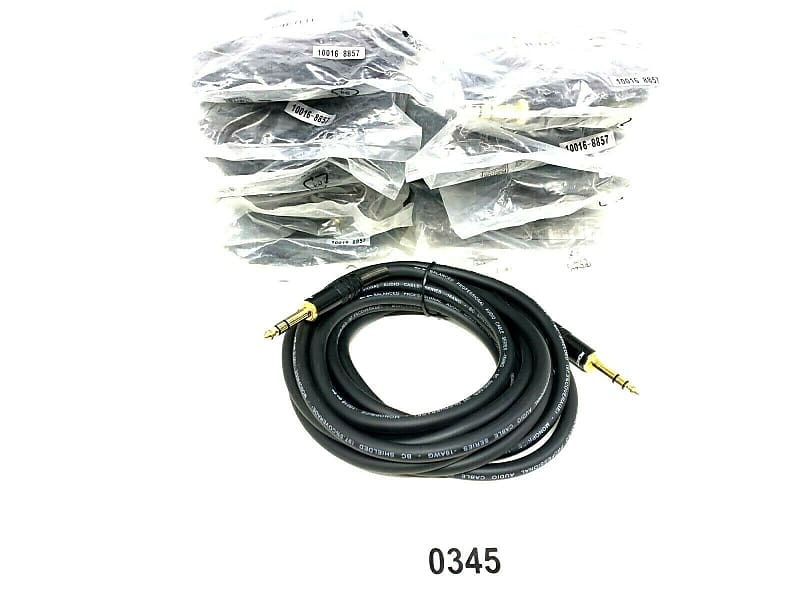 Stage Right by Monoprice 15ft XLR Male to XLR Female 16AWG Cable