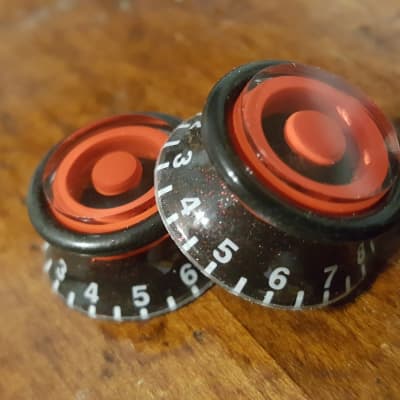 JAT CUSTOM GUITAR PARTS TOP HAT KNOBS with JAT-SPEED GRIPS Red / Black w/ Red Flake image 2