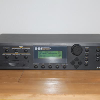 E-MU Systems ESI 4000 TURBO 128-Voice Digital Sampler