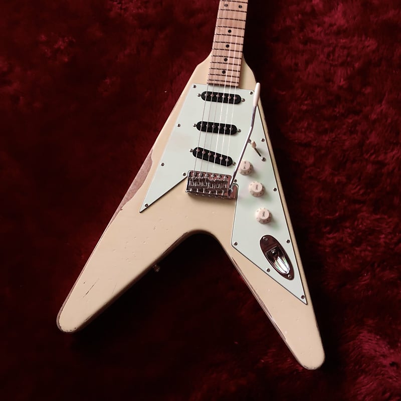 c.2010s Bacchus BFV-HYBRID Flying V Strascaster “Olympic White”