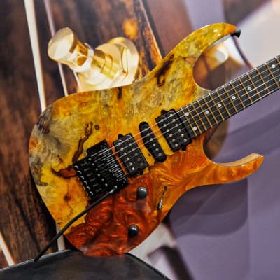 Ibanez JCRG2204 Autumn Leaves E-Guitar, j.custom + Hardcase