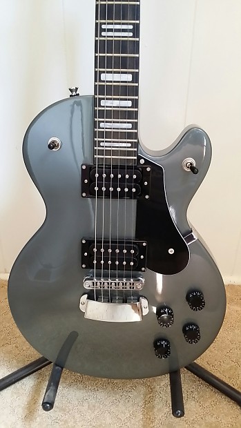 Hagstrom swedie sale