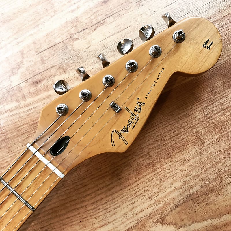 FENDER Deluxe Powerhouse Stratocaster [1998] | Reverb