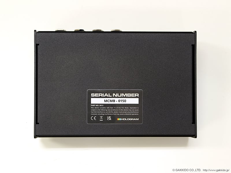 ギター HOLOGRAM Microcosm Matte Black Colorway Hologram Electronics Releases a Special-Edition Black