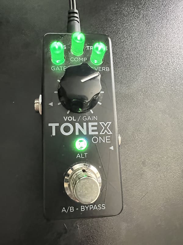 IK Multimedia ToneX One