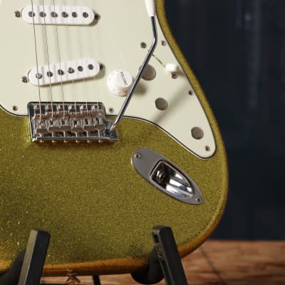 Fender Custom Shop Dick Dale Signature Stratocaster NOS Electric Guitar Chartreuse Sparkle image 6
