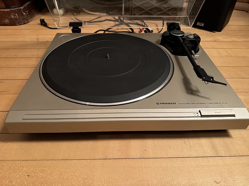 Pioneer PL-2 Stereo Automatic Turntable  			