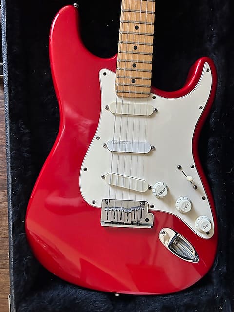 Fender USA製 1984年製 Stratocaster Plus 1984 Fender Stratocaster Plus Electric Guitar - Vintage