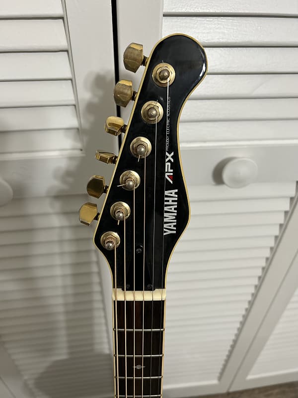 Yamaha APX-10S Vintage, Bachata Guitar, w/ gig bag | Reverb