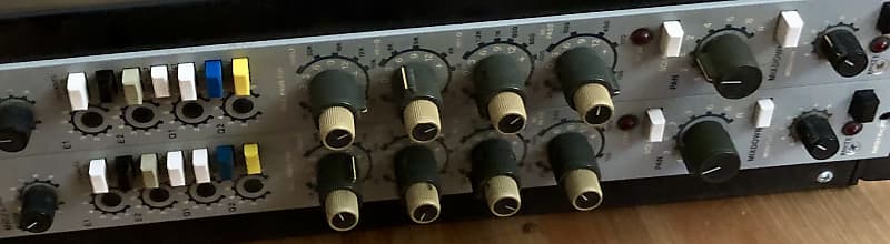 NEOTEK S2-two channels mounted- | Reverb