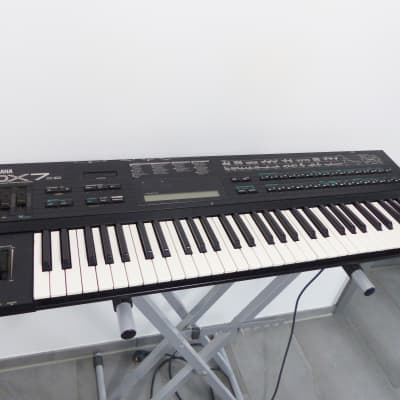 YAMAHA DX7 - 61 Tasten vintage Synthesizer +1 Jahr Gewährleistung