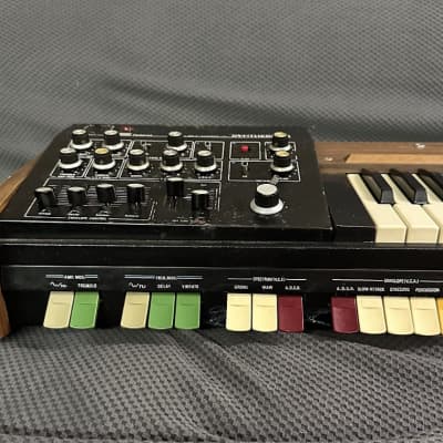 Roland SH-1000 37-Key Synthesizer 1973 - 1978 - Black/Wood