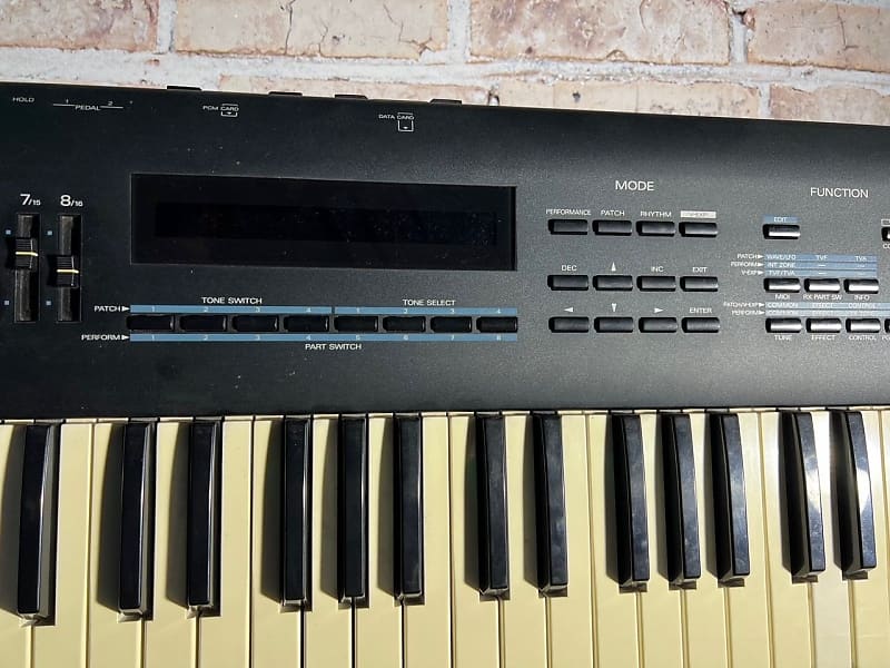 Roland JV-90 Synthesizer (Phoenix, AZ) | Reverb