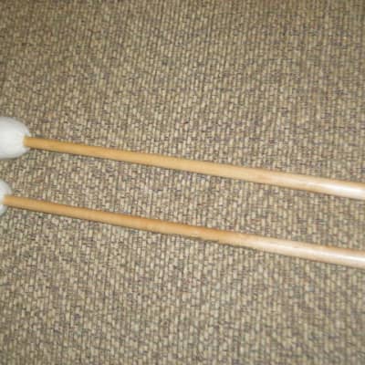 ONE pair new old stock Regal Tip 607SG, GOODMAN # 7 BRILLIANT STACCATO TIMPANI MALLETS - hard oval core covered with oval shaped cream-ish damper white felt, hard rock maple handles / shaft (includes packaging) image 18