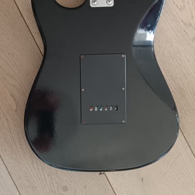 Sunn Fender Mustang Stratocaster 1980s - Black image 10