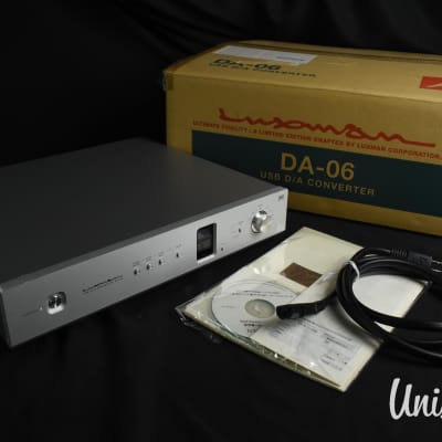 Luxman DA-06 USB D/A Converter DAC in Excellent Condition w/ Original Box image 1
