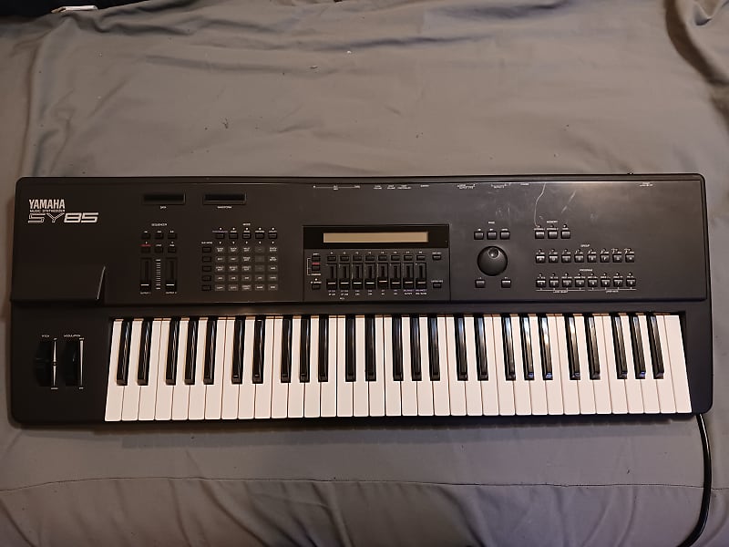 Yamaha SY85 Synthesizer 1992 - Black image 1