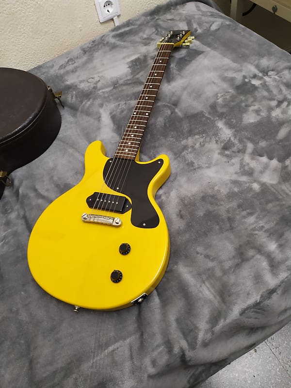 TOKAI P90  Les Paul jr DCタイプ 黄色 TOKAI P90 Les Paul jr DCタイプ 黄色