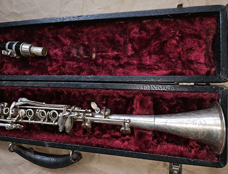 メタルクラリネット　Cavalier Elkhart Cavalier American Silver-Plated Metal Clarinet, USA, Very