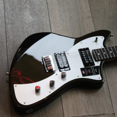FENDER "American Ultra II Meteora, Texas Tea" HARDCASE image 3